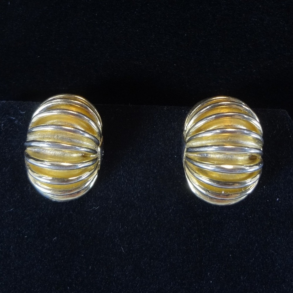 Mimi di Niscemi Clip On Earrings Gold Silver Good Ribbed Dome Vintage 2 Tone